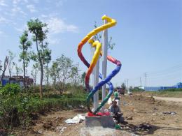 hj1738 不銹鋼雕塑-針線之魅_青島國際服裝城不銹鋼雕塑、石雕、玻璃鋼雕塑_濱州宏景雕塑有限公司